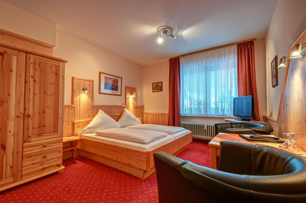 Hotel Am Kurpark Тодтмос Номер фото
